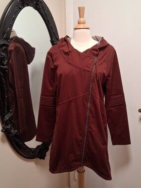 Mondetta Burgundy Asymmetrical Hem & Zipper Jacket Coat sz XL